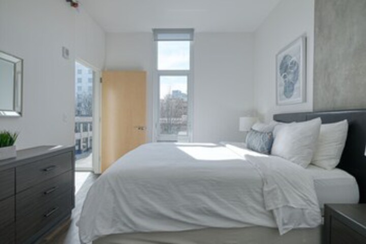 Room 21 of 69