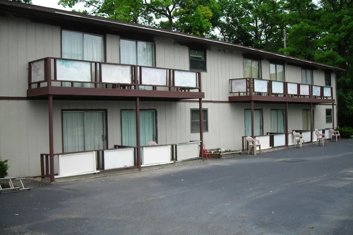 Image of Riviera Resort