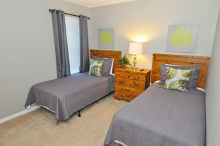 Room 5 of 15
