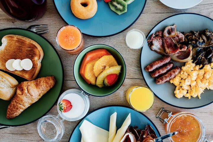 Breakfast/Coffee Service 69 of 117
