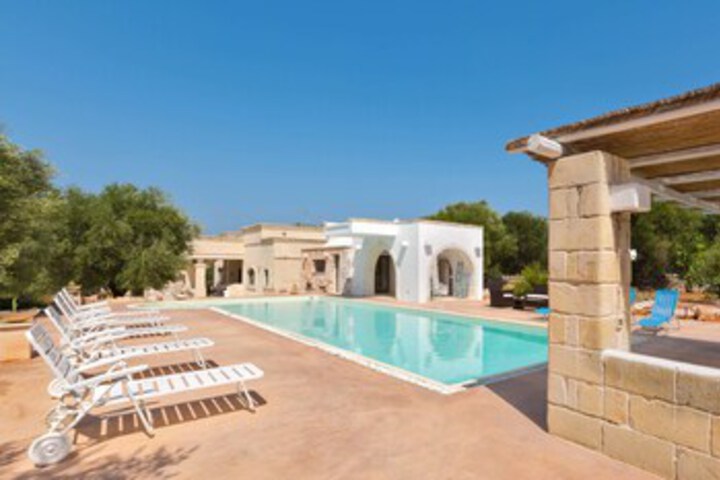 Hero Image 1 of 46