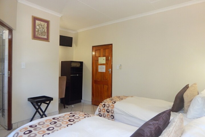 Room 21 of 87