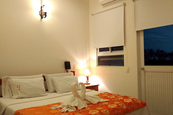 Room 10 of 39