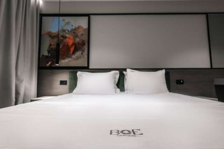 Room 14 of 186