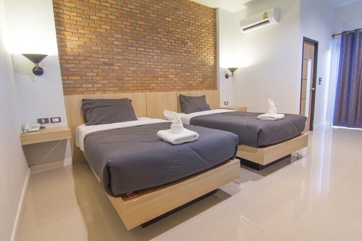 Room 16 of 29