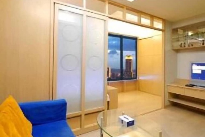 Room 53 of 58