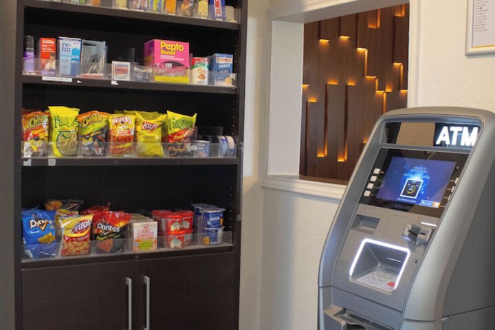 Snack bar
