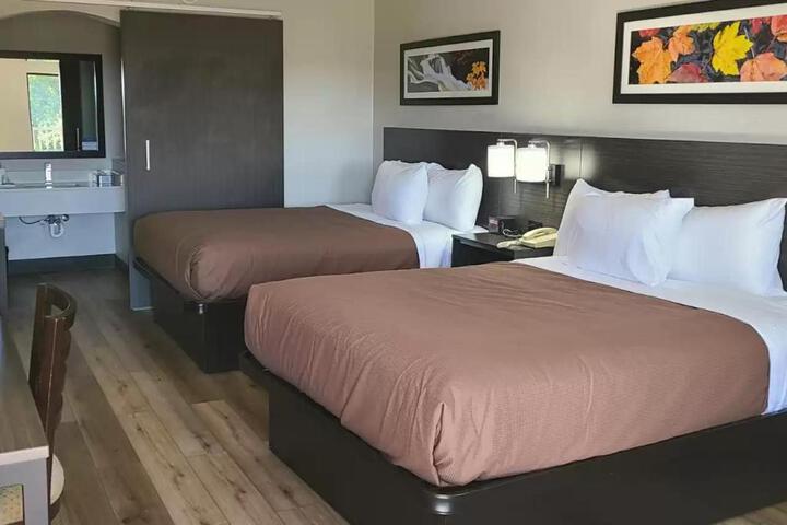 2 Double Beds (2 of 7)