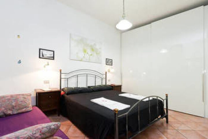 Room 25 of 53