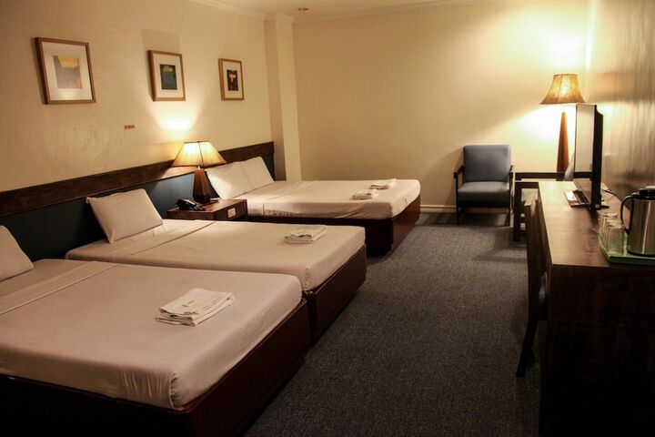 Room 18 of 50