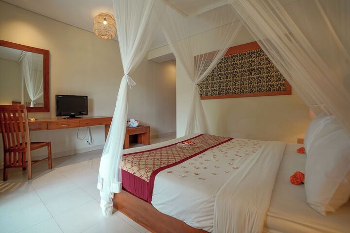 Room 12 of 109