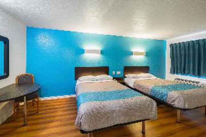 Room 37 of 42