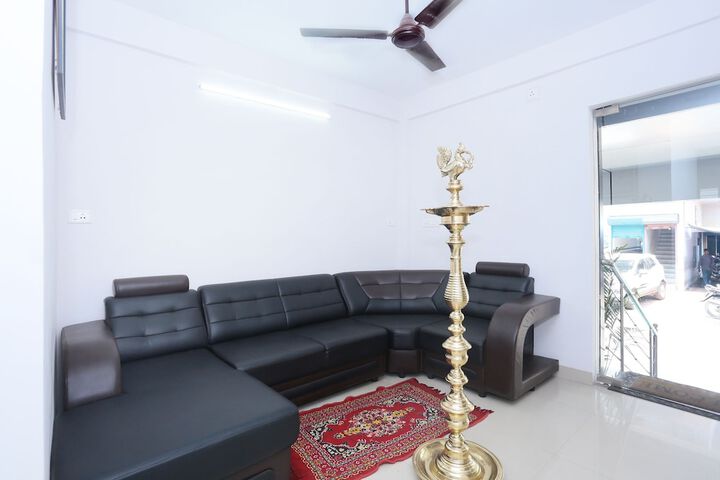 OYO 30973 THULASI INN