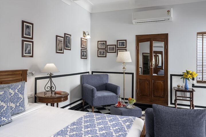 Room 9 of 31