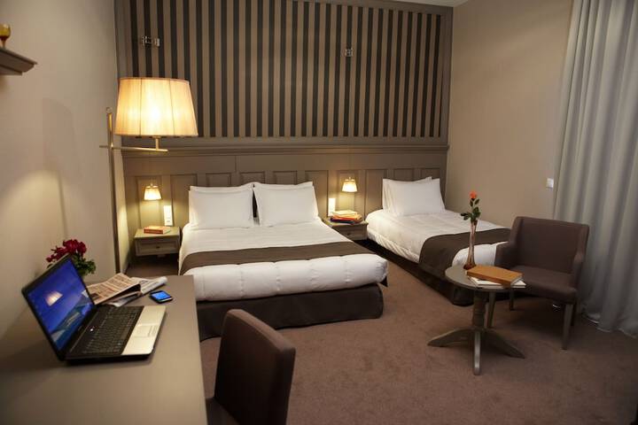 Room 7 of 47