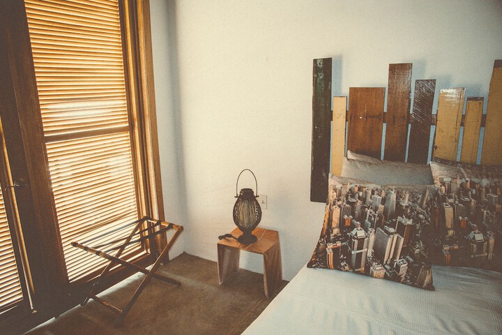Room 10 of 114