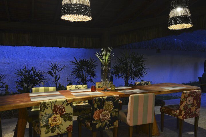 Dining 31 of 47