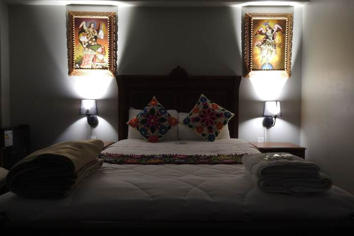Room 12 of 38
