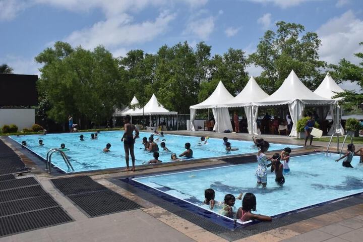 Pool 16 of 46