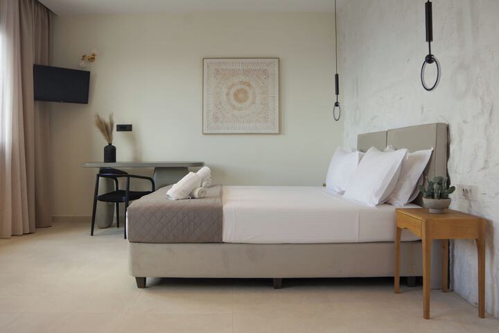 Room 6 of 186