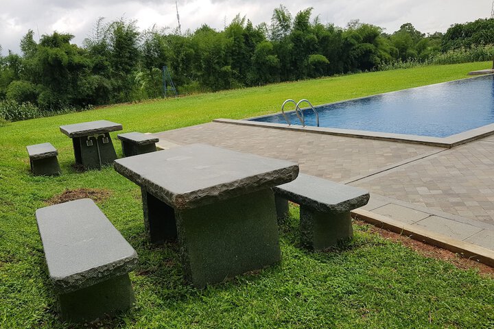 Hotel Pool
