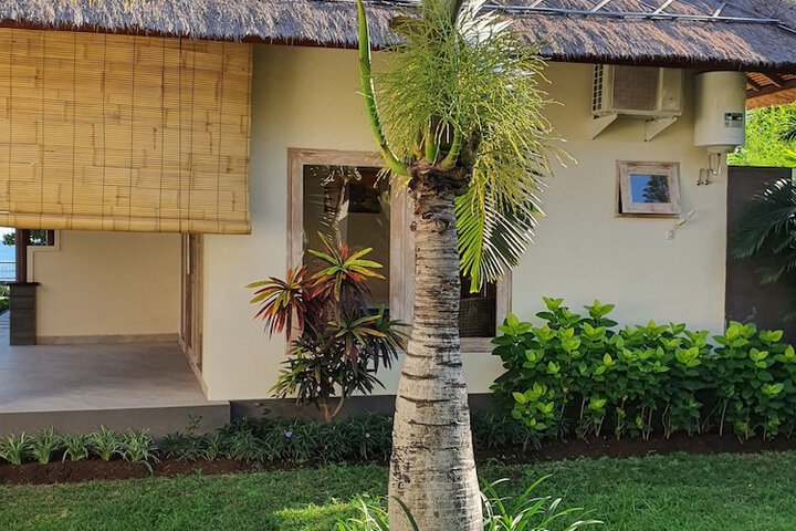 Hotel Exterior 52 of 57