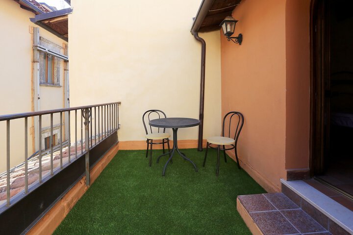 Room 14 of 38