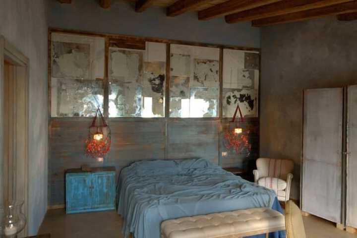 Room 7 of 15