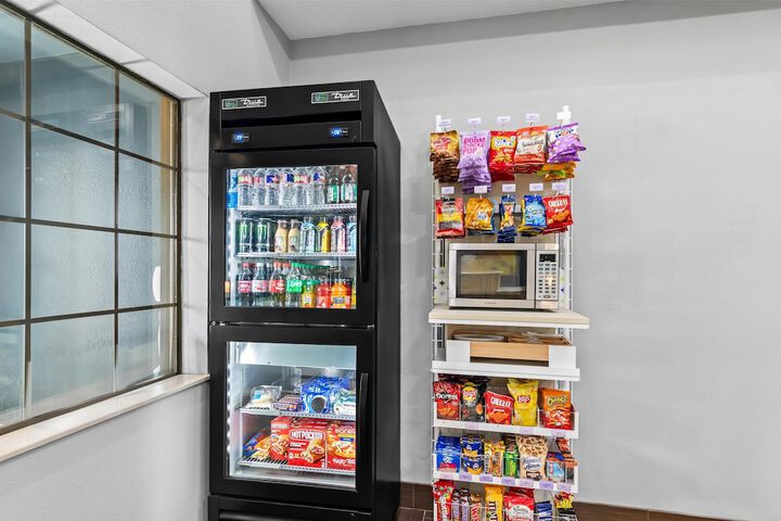 Snack bar