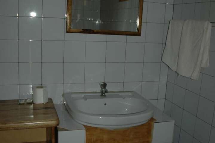 Room 15 of 35