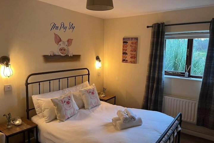 Room 17 of 27