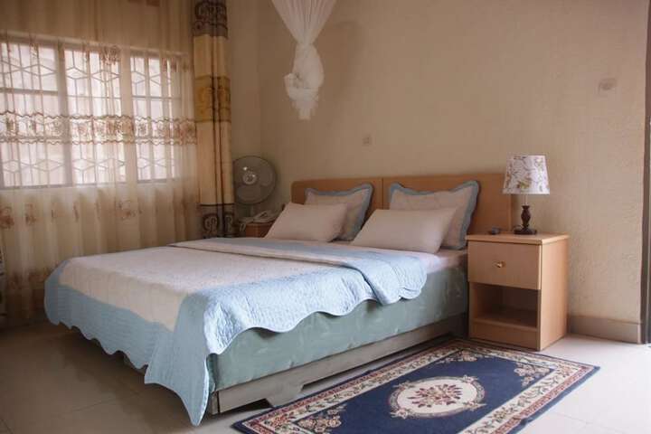 Room 8 of 39