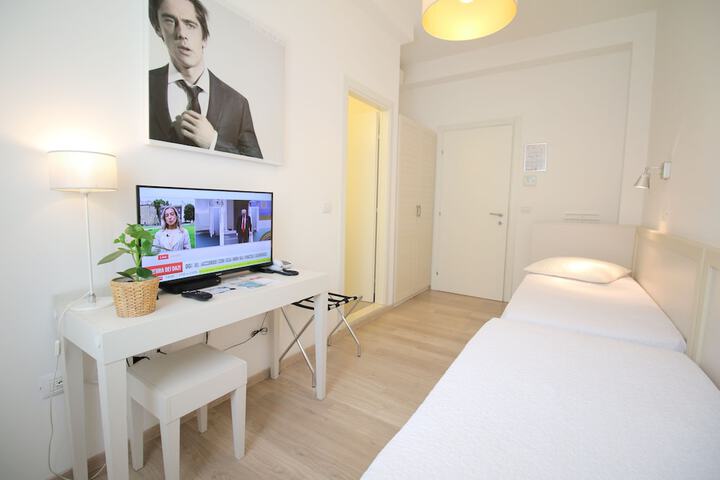 Room 18 of 63