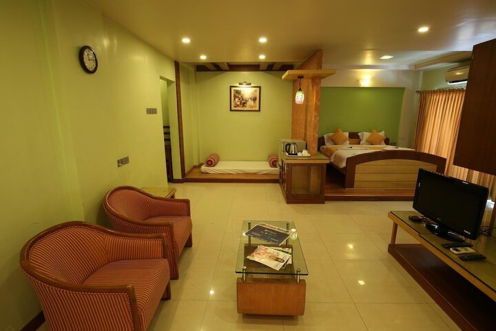 Room 28 of 46