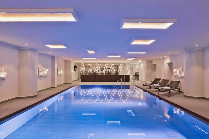 Pool 68 of 115