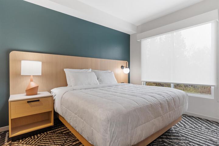 Room 21 of 103