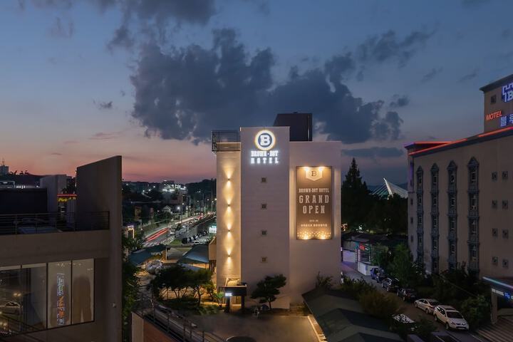 Image of Browndot Hotel