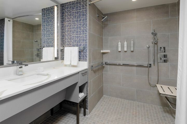 Bathroom shower