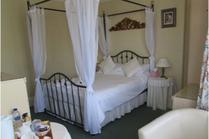 Room 37 of 77