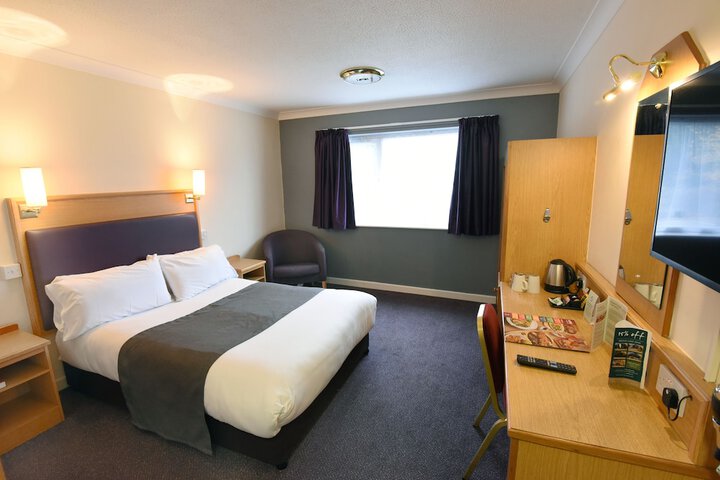 Room 11 of 31