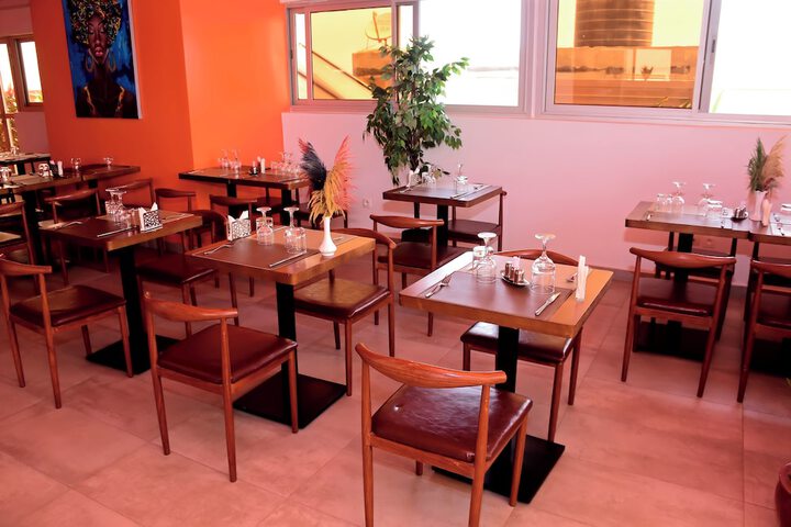 Dining 65 of 74