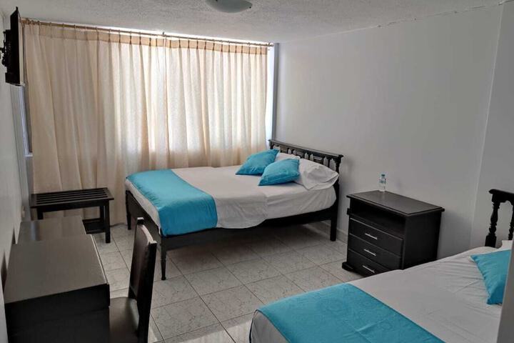 Room 12 of 32