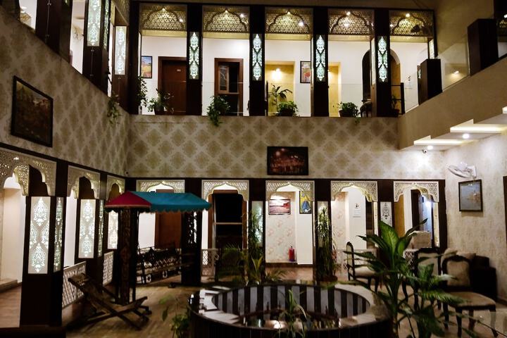 Dwivedi Hotels Sri Omkar Palace