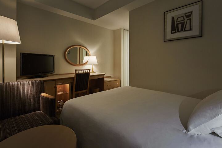 Room 17 of 117