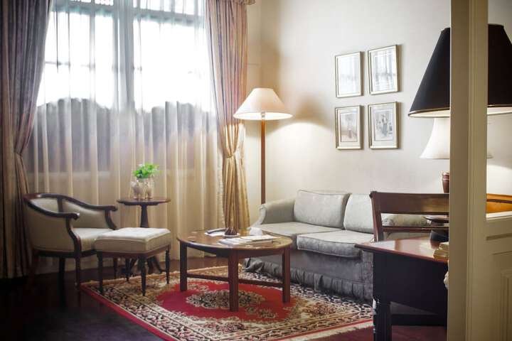 Room 30 of 113