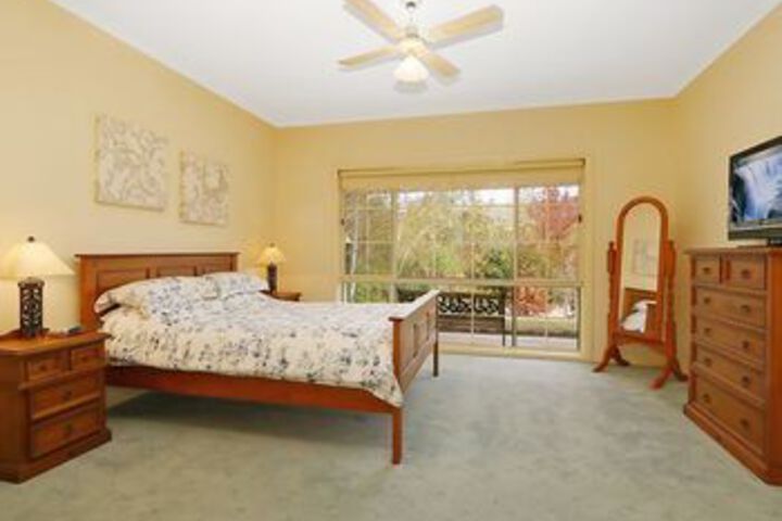 Room 7 of 17