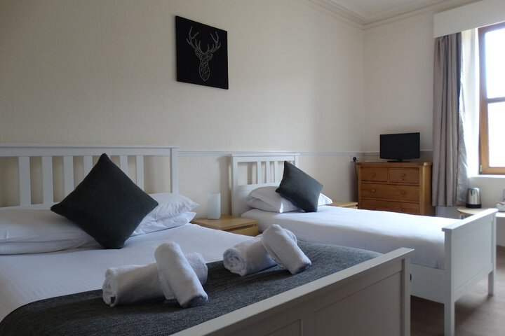Room 6 of 39