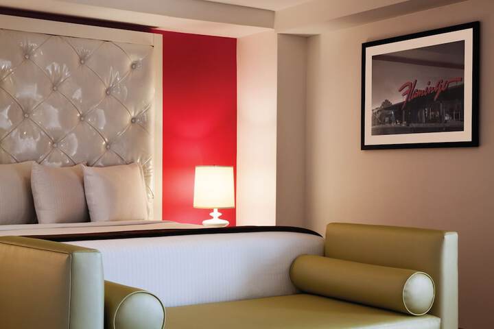 Room 46 of 144
