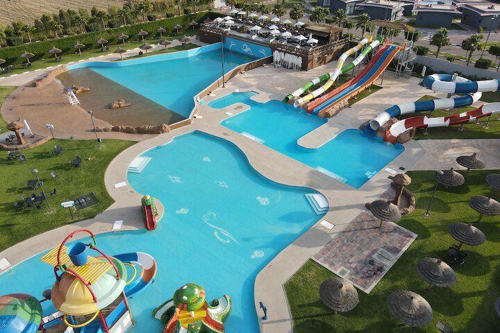 Pool 14 of 24