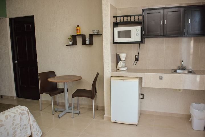 Room 8 of 33